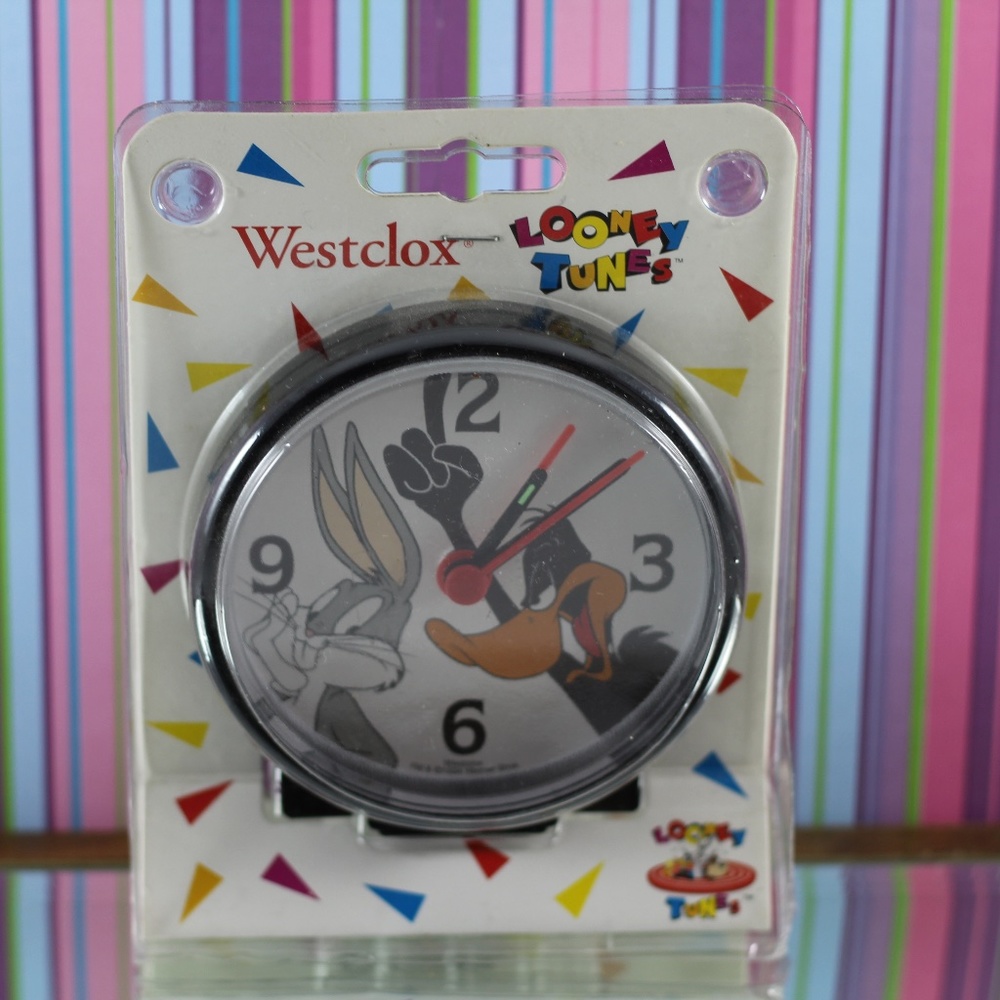 NIB Looney Tunes 1994 Clock